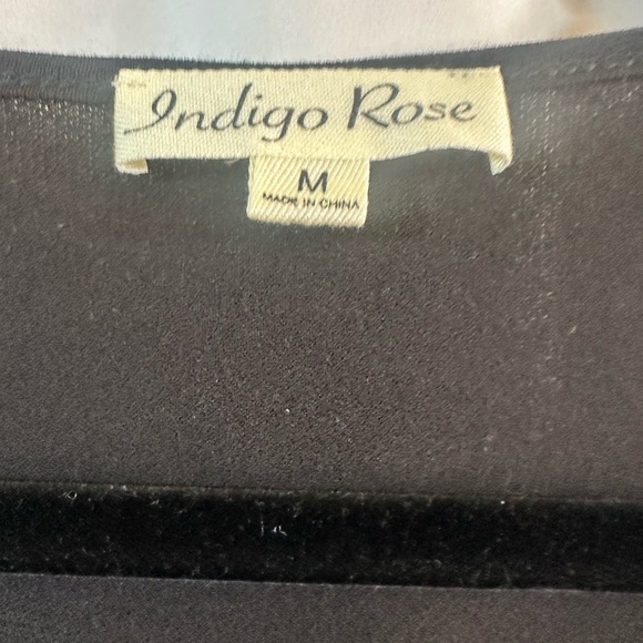 NWT Indigo Rose Maternity Black V-Neck Women's Top - Picture 7 of 8